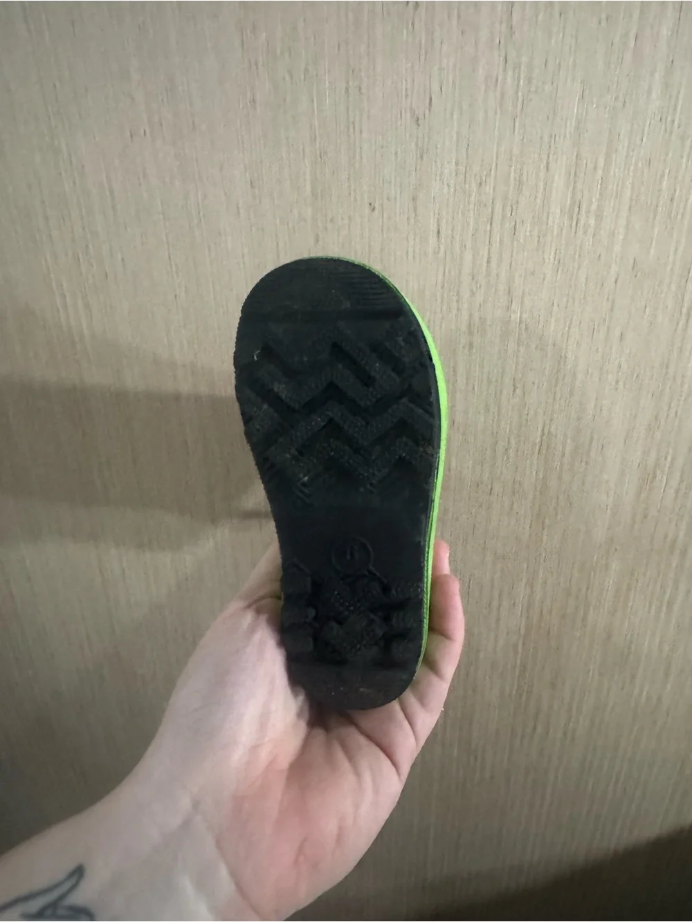 Kids Waterproof Outdoor Green Caterpillar Rain Boots Size 6